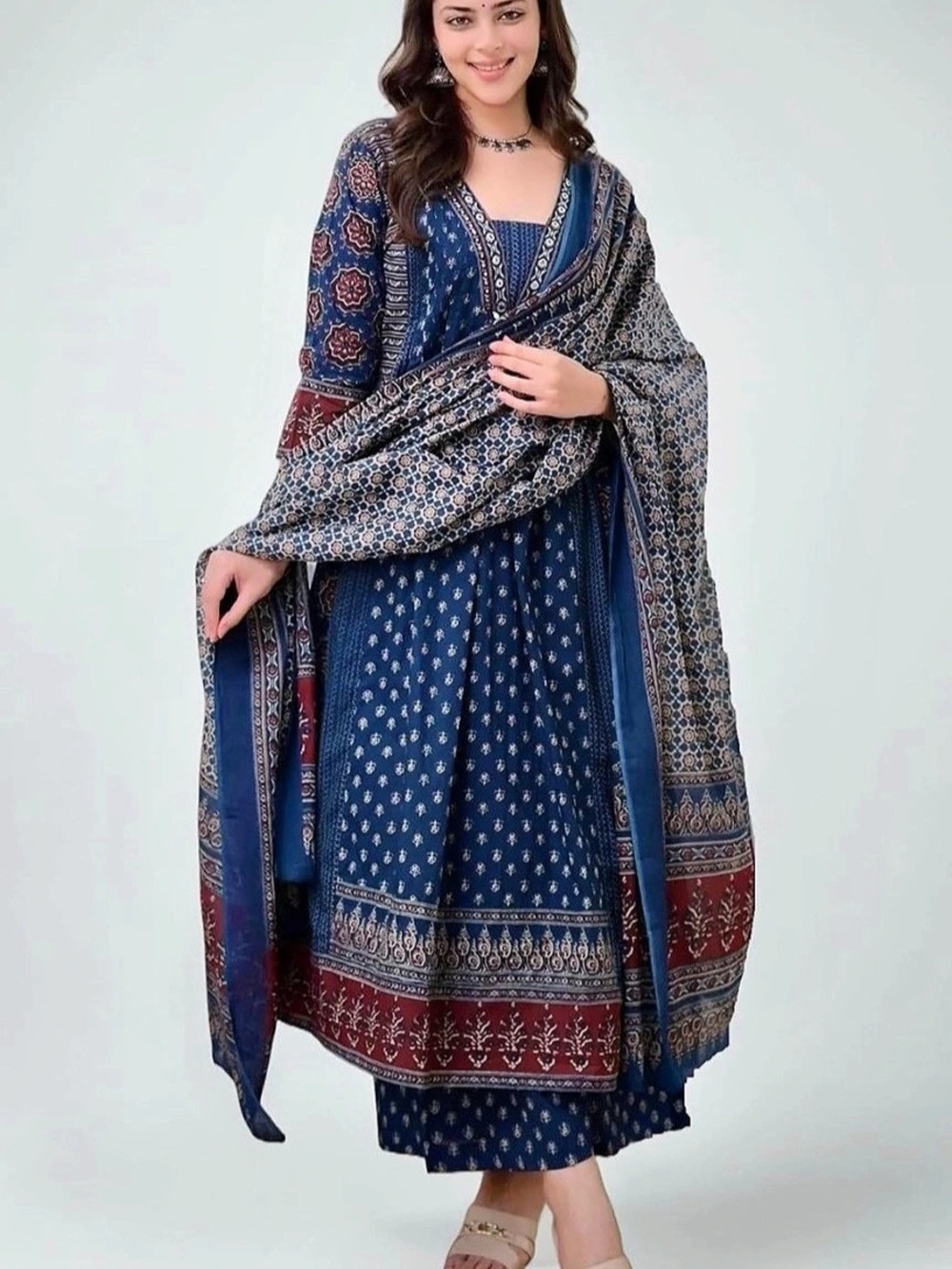 Indian Punjabi 100% cotton Printed Kurta Set in Blue & Red